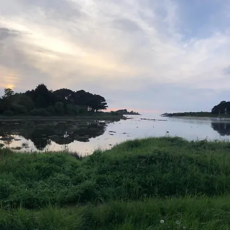 Kerlavost Holiday home Tregastel