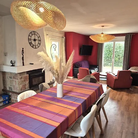 Kerlavost Holiday home Tregastel