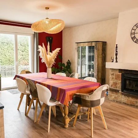 Holiday home Kerlavost Tregastel